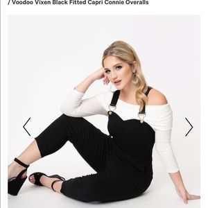 Unique Vintage Green fitted overalls